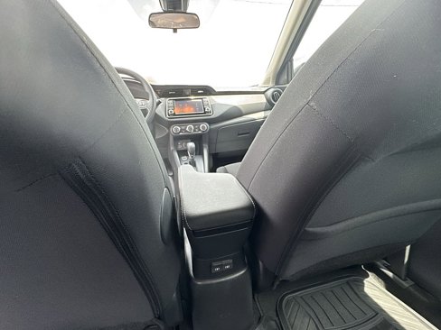 Used 2024 Nissan Kicks S image 21