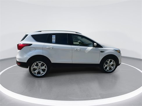 Used 2019 Ford Escape Titanium image 8