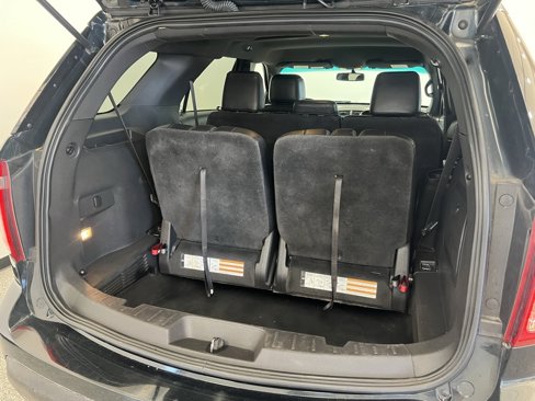 Used 2014 Ford Explorer XLT w/ Equipment Group 202A image 8