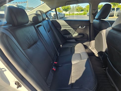 Used 2015 Honda Civic EX-L image 32