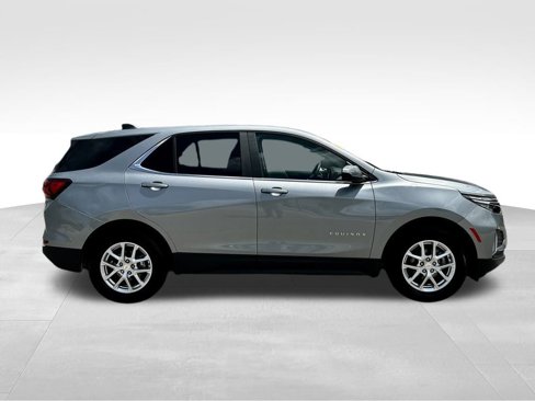 Used 2024 Chevrolet Equinox LT image 8