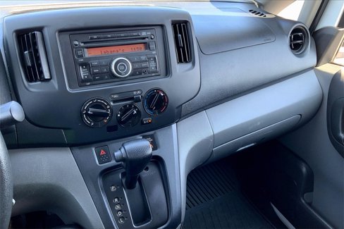 Used 2017 Nissan NV200 S image 35