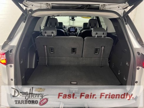 Used 2018 Chevrolet Traverse LT image 36