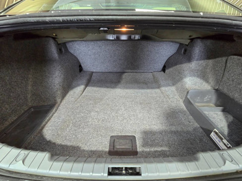 Used 2007 BMW 335xi Sedan image 28
