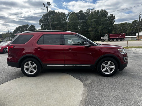 Used 2016 Ford Explorer XLT w/ Equipment Group 202A image 7