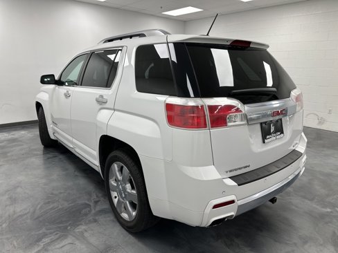 Used 2015 GMC Terrain Denali image 9