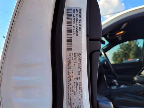 Used 2021 Jeep Grand Cherokee Laredo X image 16