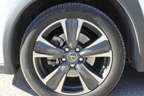Used 2020 Lexus UX 200 w/ Premium Package image 9