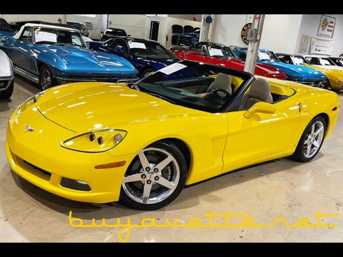 Used 2006 Chevrolet Corvette Convertible w/ Preferred Equipment Group image 2