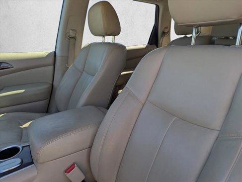Used 2015 Nissan Pathfinder SV image 21