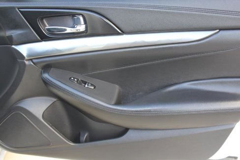 Used 2018 Nissan Maxima SR w/ Midnight Edition image 22