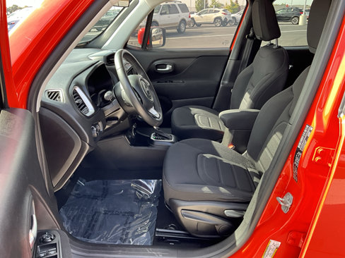 Used 2020 Jeep Renegade Latitude image 16