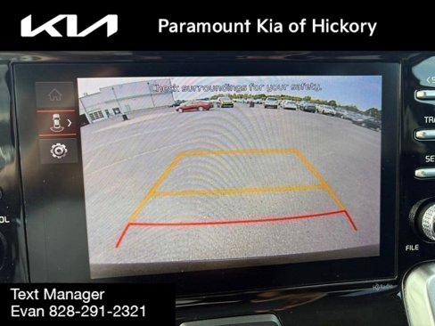 Used 2023 Kia Sorento LX image 10