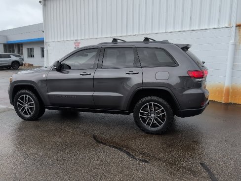 Used 2018 Jeep Grand Cherokee Trailhawk w/ Trailhawk Luxury Group image 4