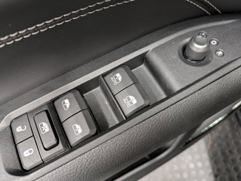 Used 2022 Jeep Compass High Altitude image 9