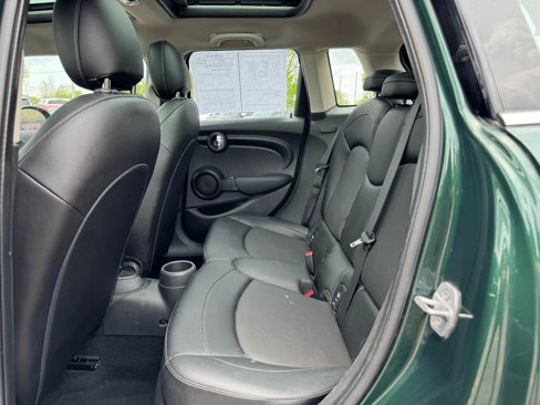 Used 2017 MINI Cooper 4-Door Hardtop image 19