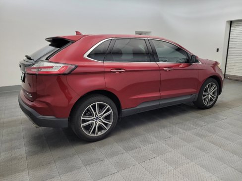 Used 2019 Ford Edge Titanium image 10