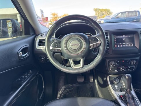 Certified 2018 Jeep Compass Latitude w/ Popular Equipment Group image 16