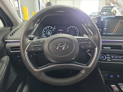 Used 2020 Hyundai Sonata Limited w/ Preferred Accessory Package image 17