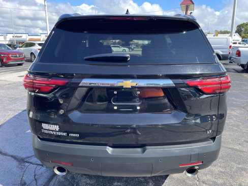 Used 2023 Chevrolet Traverse LT w/ Rear Camera Mirror Package image 8