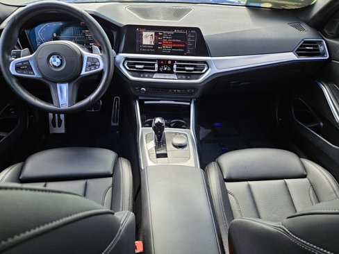 Certified 2022 BMW 330i Sedan w/ M Sport Package image 16