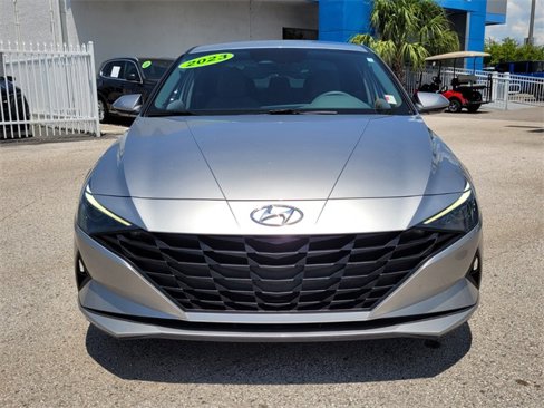 Used 2023 Hyundai Elantra SEL image 9