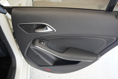 Used 2014 Mercedes-Benz CLA 250 image 41