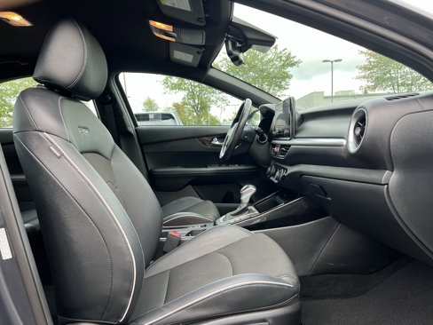Used 2022 Kia Forte GT-Line w/ GT-Line Technology Package image 13