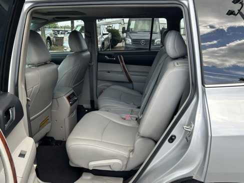 Used 2011 Toyota Highlander Limited image 14