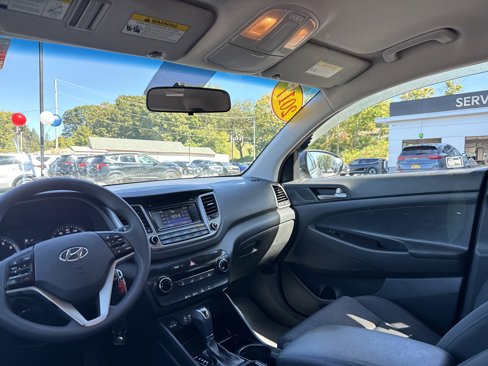 Used 2017 Hyundai Tucson SE image 14