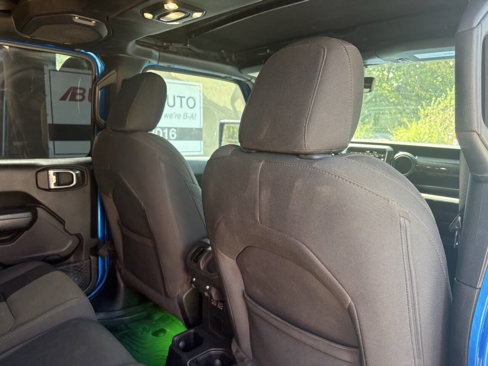 Used 2022 Jeep Gladiator Sport image 25