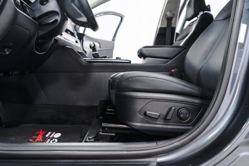 Used 2024 Kia Sportage EX image 26