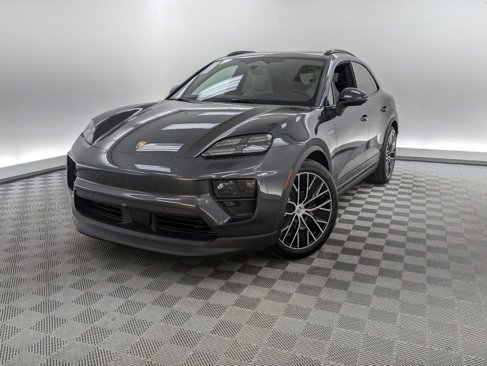 Used 2024 Porsche Macan 4 Electric image 1