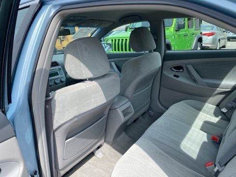 Used 2009 Toyota Camry LE image 17