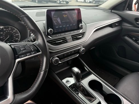 Used 2023 Nissan Altima 2.5 SR image 33