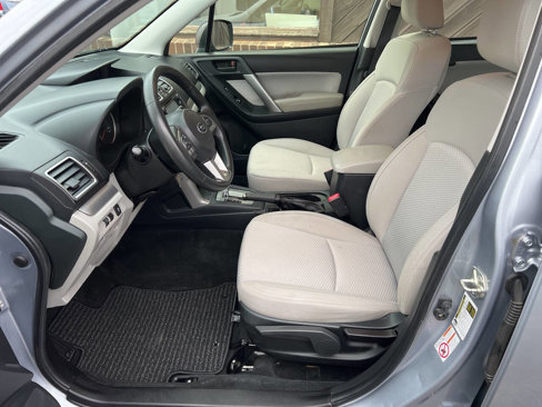 Used 2017 Subaru Forester 2.5i w/ Alloy Wheel Package image 8