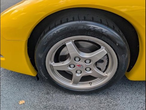 Used 2000 Chevrolet Corvette Convertible w/ Memory Pkg image 5