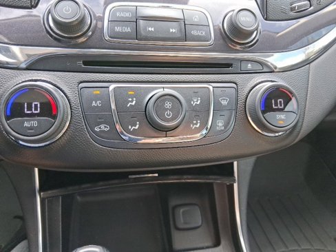 Used 2015 Chevrolet Impala LTZ image 24