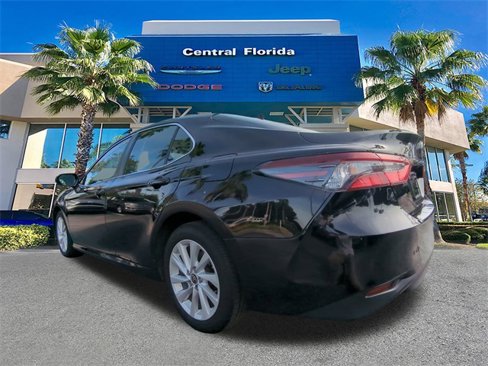 Used 2024 Toyota Camry LE image 7