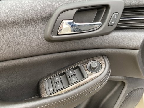 Used 2015 Chevrolet Malibu LT w/ Power Convenience Package image 22