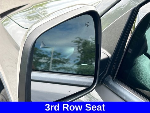 Certified 2019 Dodge Durango SXT image 17