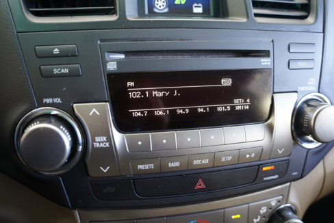Used 2011 Toyota Highlander 4WD Hybrid image 20