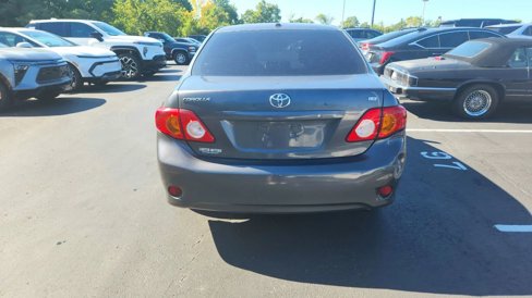 Used 2010 Toyota Corolla LE image 6