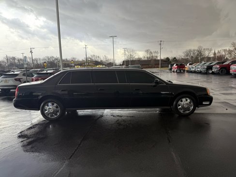 Used 2002 Cadillac De Ville Limousine image 6