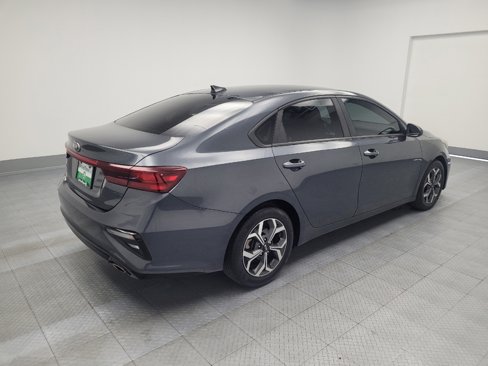 Used 2019 Kia Forte LXS image 9