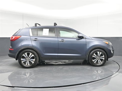 Used 2011 Kia Sportage EX w/ Premium Pkg w/Leather Seats image 4