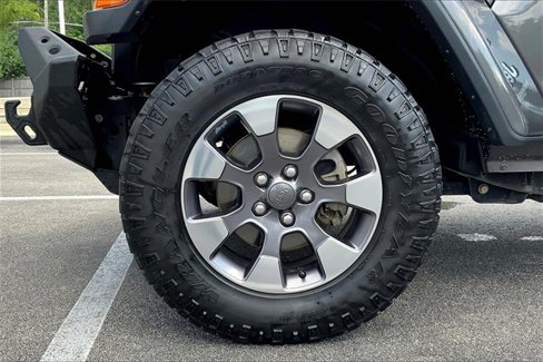 Used 2018 Jeep Wrangler Unlimited Sahara image 8