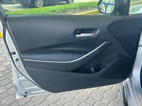 Used 2021 Toyota Corolla SE image 35