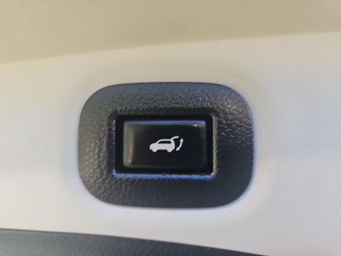 Used 2020 Nissan Rogue SL w/ Premium Package image 15