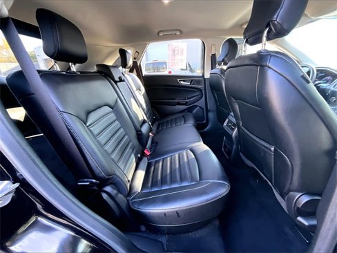 Used 2019 Ford Edge SEL w/ Equipment Group 201A image 22